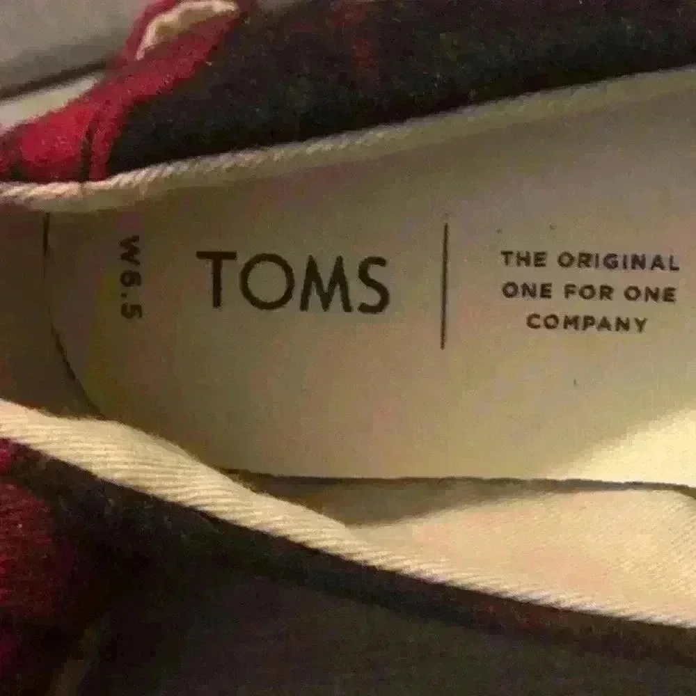 TOMS Alpargata Red Black Buffalo Plaid‎ Flannel Slip On Shoes Womens 6.5